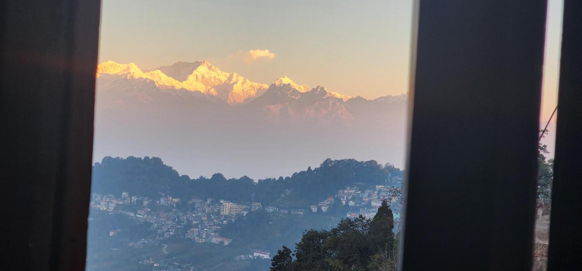 Veronica Alpina Mountain View Home Darjeeling  Exterior foto